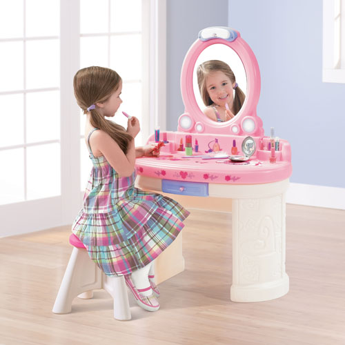 Туалетный столик "Маленькая Барби" Step2, Новые Горизонты 0